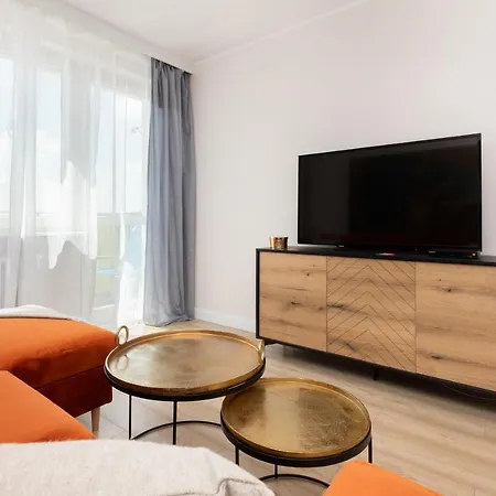 Trendy For 4 Guests 1,5 Km To Old Town By Renters